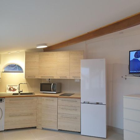 Petite Etoile De Mer - Studio Hyper Equipe A 150M D'Une Plage De Sable Fin Grande Terrasse Presqu'Ile De Charme Сен-Мандрие-сюр-Мер Экстерьер фото