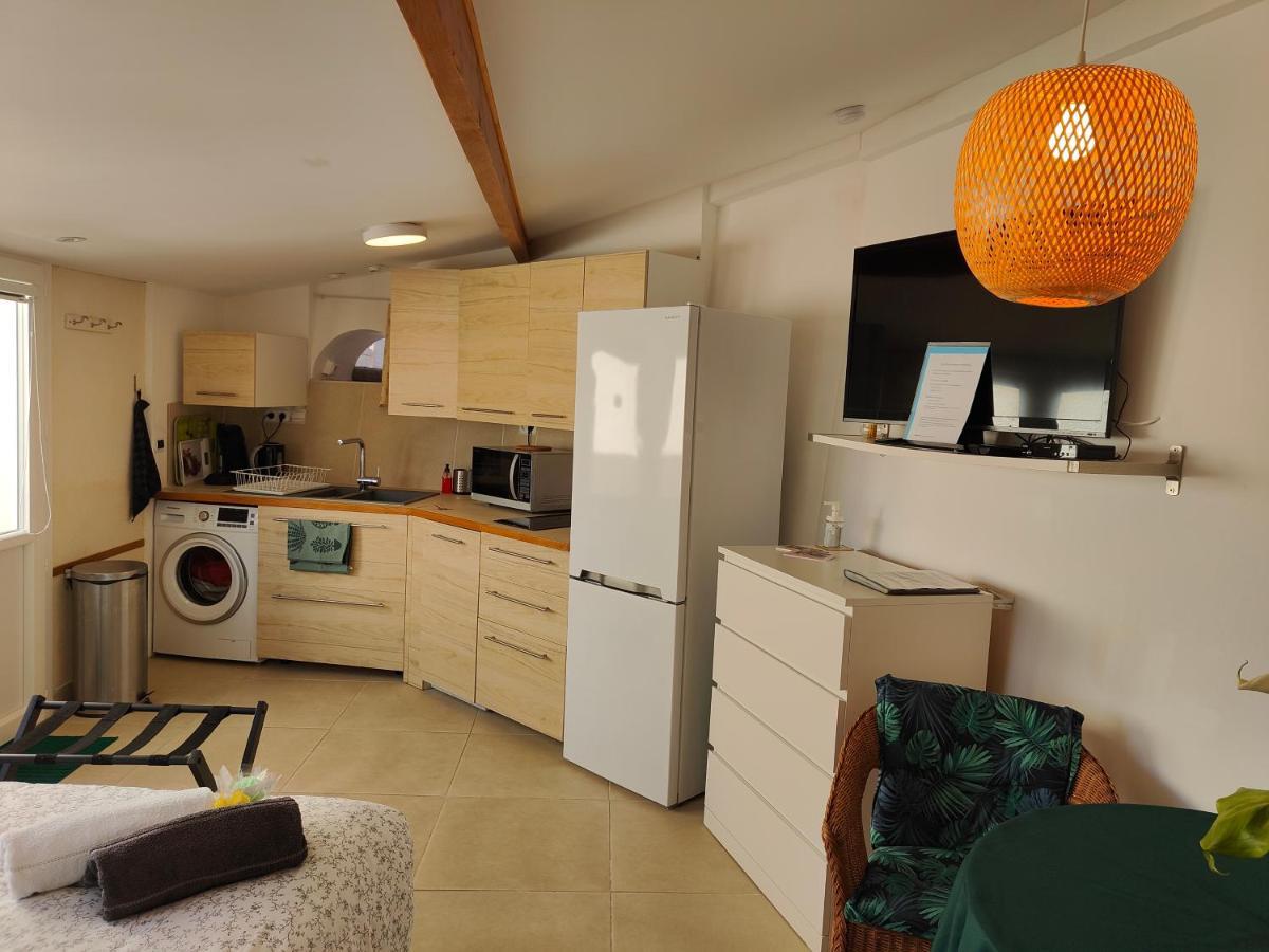 Petite Etoile De Mer - Studio Hyper Equipe A 150M D'Une Plage De Sable Fin Grande Terrasse Presqu'Ile De Charme Сен-Мандрие-сюр-Мер Экстерьер фото